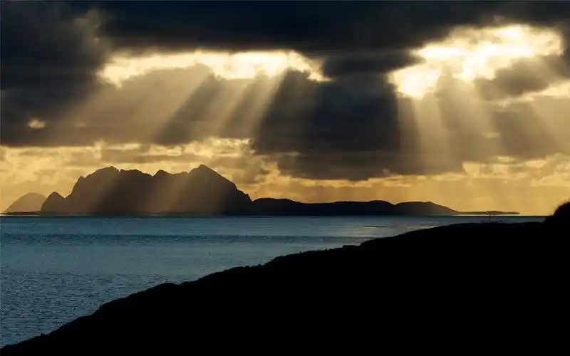 macbook pro retina 专用风光桌面壁纸高清大图预览1920x1200_风景