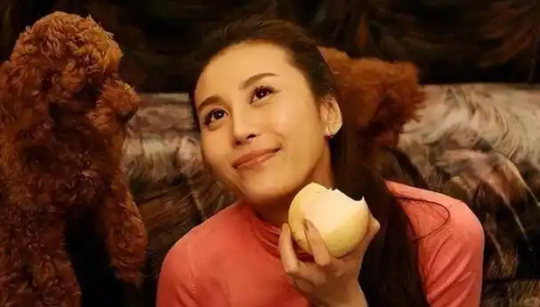 花一套别墅及百万,争议不断_张益宁_张雅晴_生活