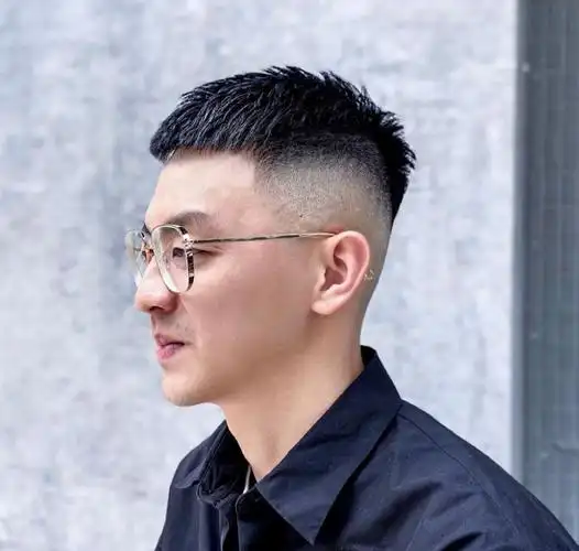 小红书发型图片(越剪越帅气的4款男生发型) - 赤虎壹号