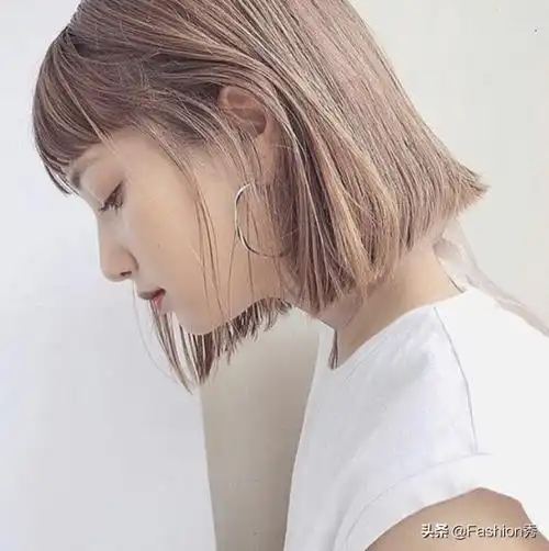 锁骨发直发,最易整理的韩风锁骨直发6大造型参考