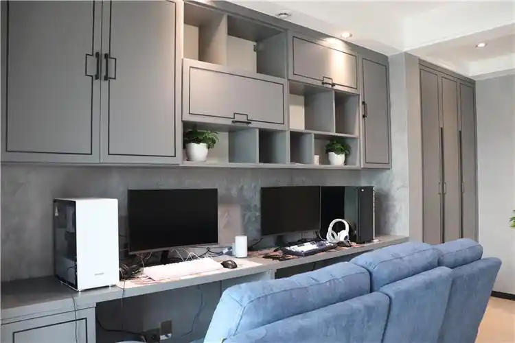 羡慕小夫妻为打游戏将卧室打造成电竞房水墨江郡18