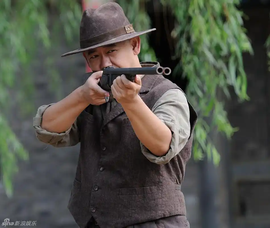 《乱世书香》姜武剧照曝光霸气外露