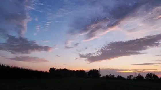 贩卖天空,贩卖日落