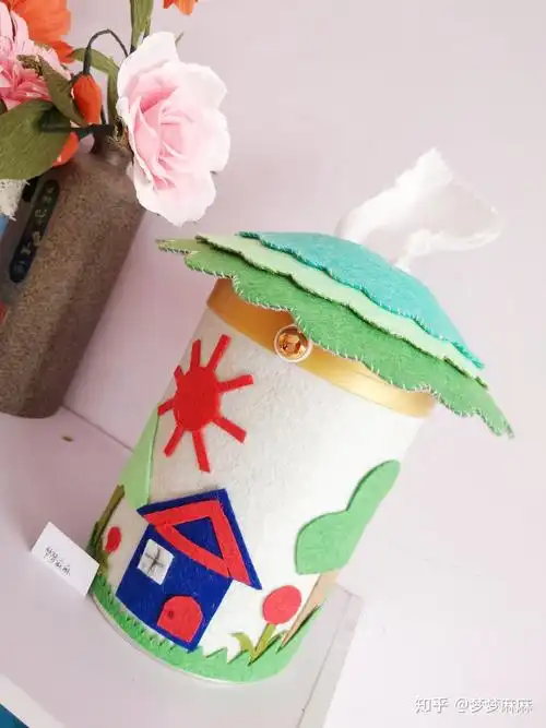 奶粉桶做一个童趣满满的卷纸盒