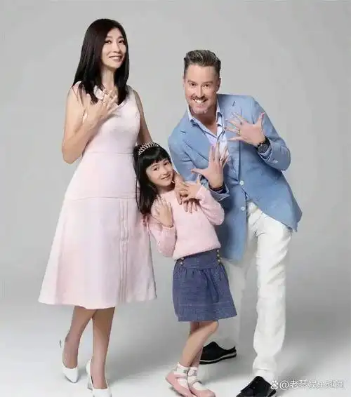 许久未见,贾玲为新戏减肥100斤,汪峰女儿大变样