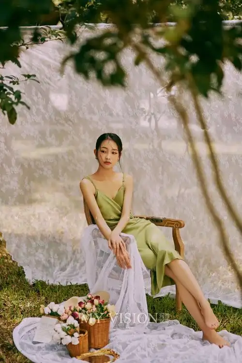 摄影师邹达的写真摄影作品《外景置景》