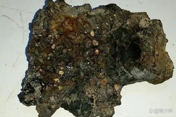 半吨伪装陨石藏在黄铁矿中,价值超乎想象!