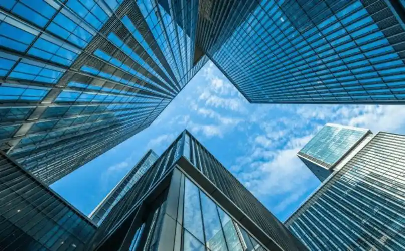 世界上所有的高楼都在大风中摇曳为啥能够安然屹立百世无恙呢