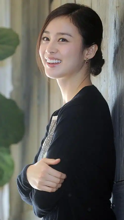 金泰熙唯美靓丽写真,这颜值,谁能不喜欢