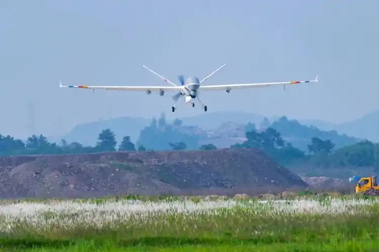 翼龙-2h应急救灾型无人机参加"应急使命·2024"演习