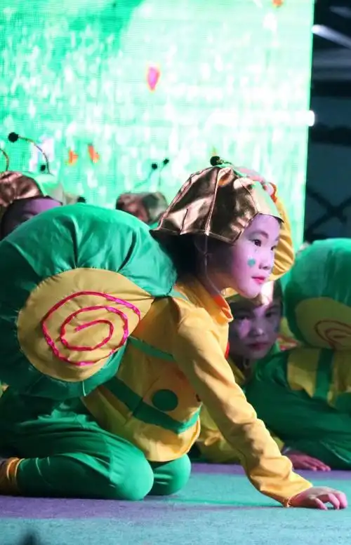 和祖国一起成长——〈蜗牛的梦想〉