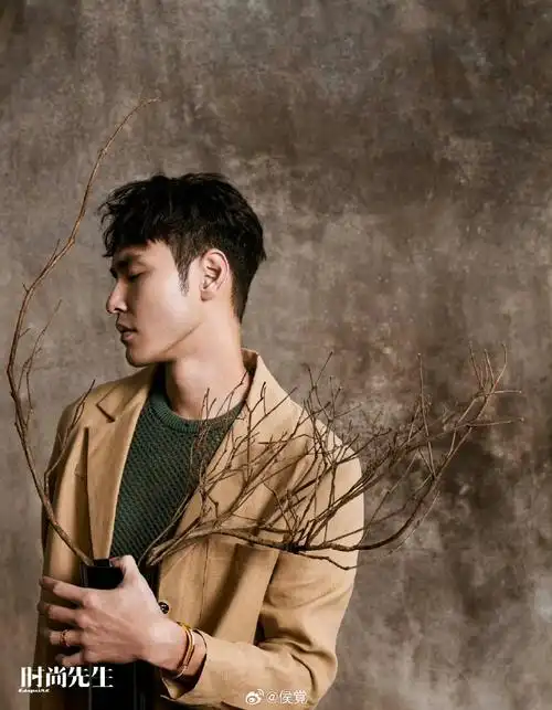 阮经天时尚先生封面##侯覚看时尚