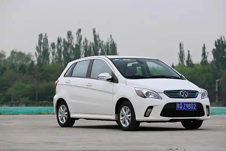 北汽新能源ev200史上最深度体验