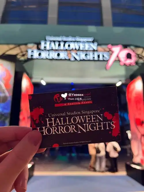 90门票$77/人,可以正常游玩所有项目 3个鬼屋～门票包含了价值$5的