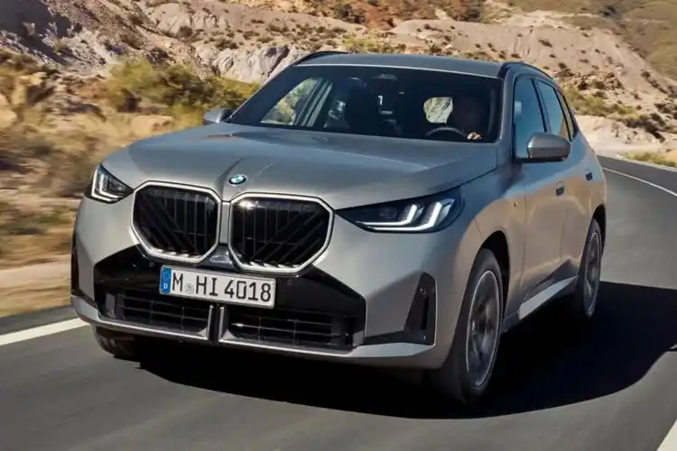 全新宝马x3亮相,看到了新5系的影子