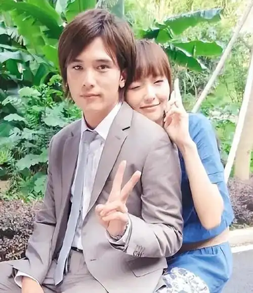 唐嫣邱泽个人资料,唐嫣前男友是谁(如今两人找到爱情各自安好)