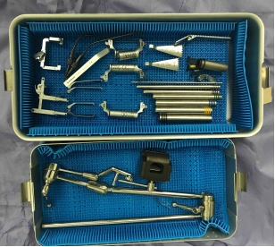 经肌间隙入路微创通道手术治疗腰椎管狭窄和腰间盘突出_腰椎管狭窄