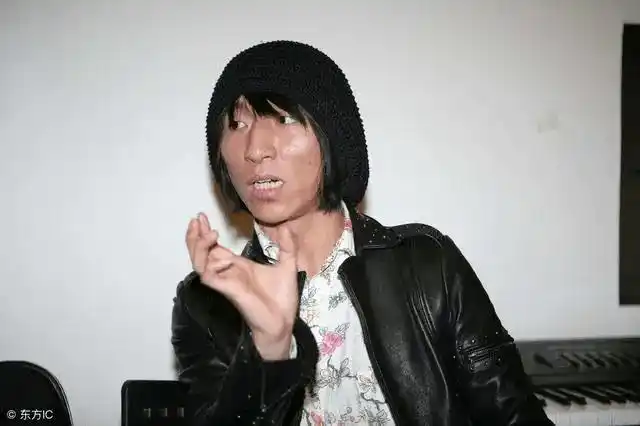 陈羽凡吸毒:公众人物该如何做好榜样_胡海泉_事情_照片