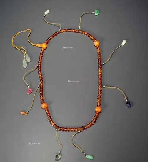 3382 清 琥珀朝珠