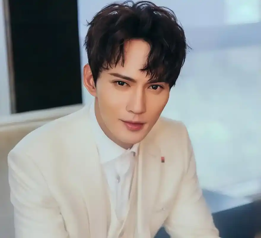 徐正溪退圈原因曝光!跟经纪公司矛盾爆发,本人崩溃直接发文退圈