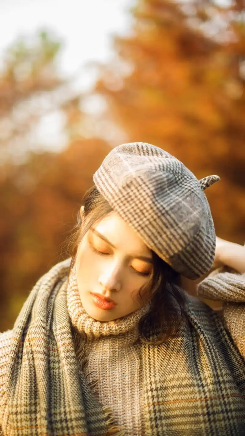 日系美女文艺复古风户外迷人写真手机壁纸