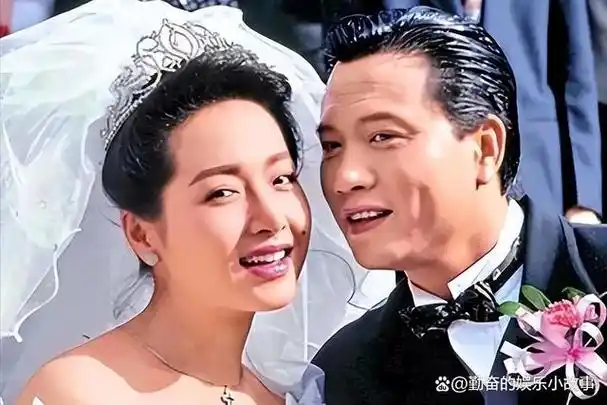 看66岁万梓良如今的处境才知道原来周润发早就把答案说出来了