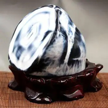 天然雪花白玛瑙摆件