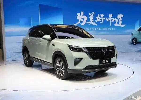 五菱银标全新suv,外观很霸气,搭载1.5t动力