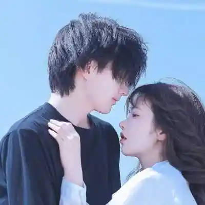 2021年最潮成熟恋人头像,情侣头像图片-回车桌面