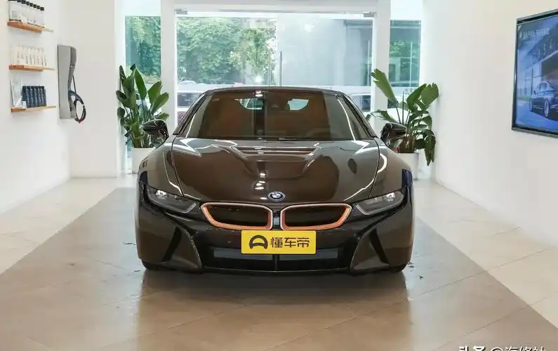 宝马i8多少钱,宝马i8二手车价格