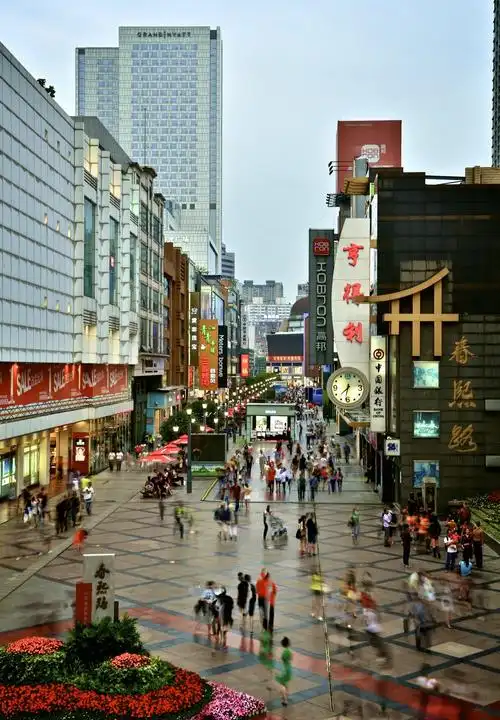 以岁末之名醉倒在于这个城市的美学之中