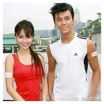 陈伟霆公布恋情了男有才女有颜值网友很般配