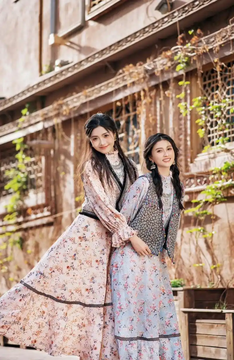 闺蜜写真|听说两个人在一起久了会越来越像.