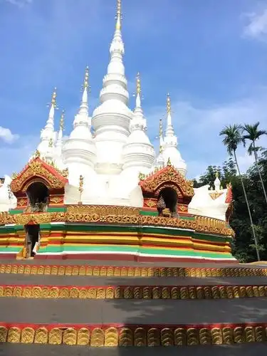 西双版纳博悦旅行社分享版纳十大必去景点之——曼飞龙佛塔__凤凰网