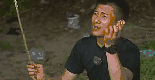 吴奇隆说话手表低头duanggif动图_动态图_表情包下载_soogif