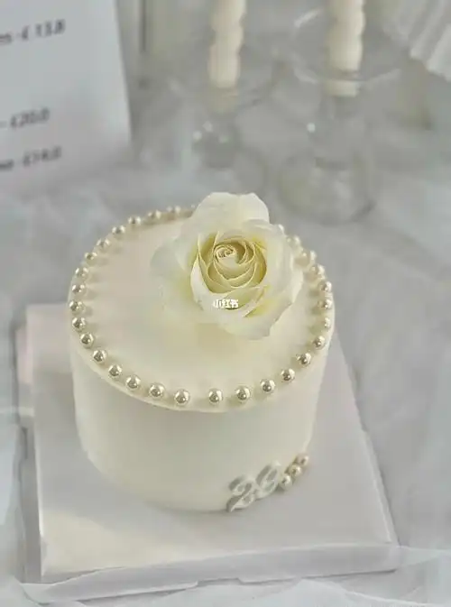 29周年珍珠婚纪念日蛋糕