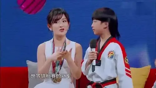 万万没想到,龙拳小子林秋楠还是宠妹狂魔,太可爱了!