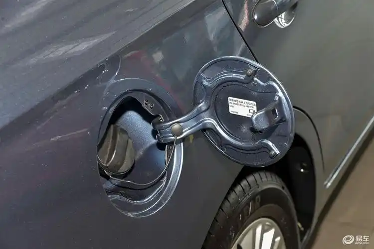 【英朗2016款15n 自动 精英版油箱盖汽车图片-汽车图片大全】-易车