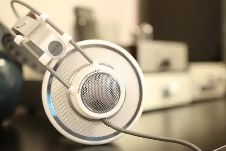 耳机——比起论坛里的大神,你更应该相信自己的耳朵