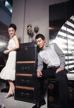 于洋王雅捷婚纱写真 演绎甜蜜爱情