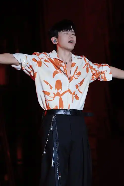 张杰未live曜北斗巡回演唱会