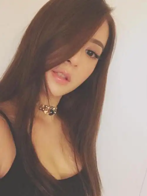 郭富城上演爱的呼唤 方媛到处逛暂未回应