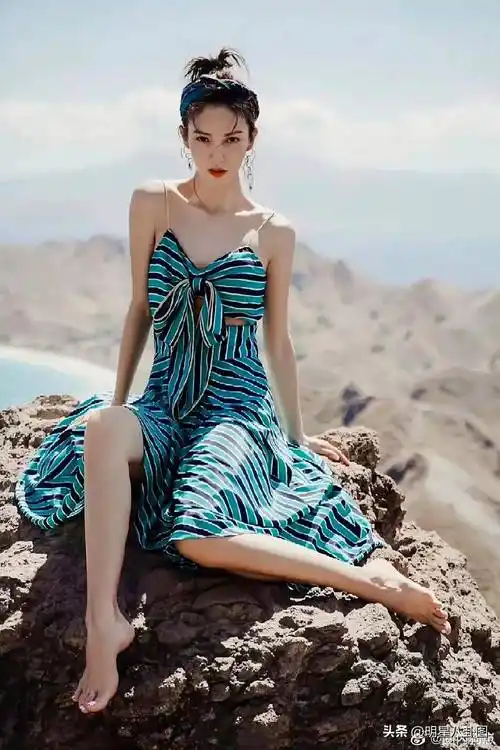 金晨与邓伦金晨和邓伦是在微博上相识的