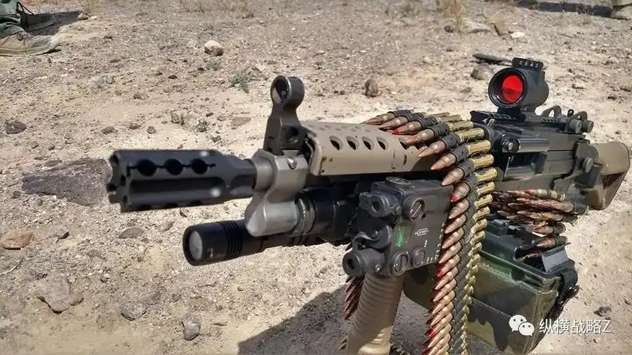 从冒蓝火的加特林看人类自动武器的发展机枪是否到了瓶颈期