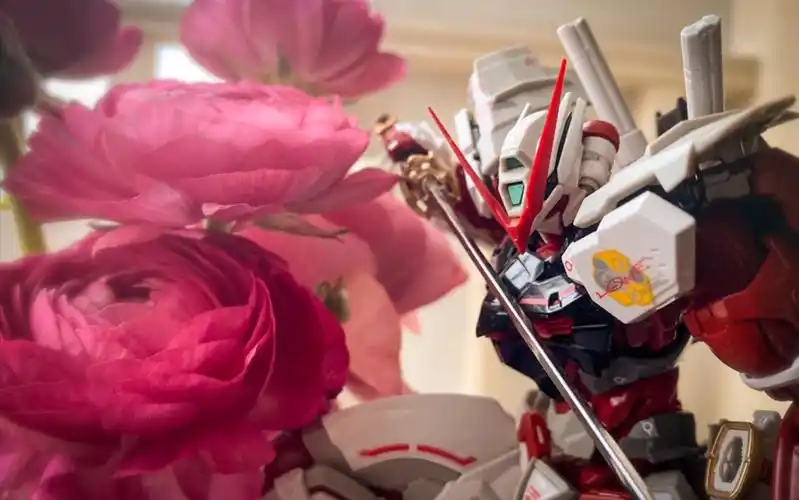 「升格」hirm 红异端高达----华丽的武士