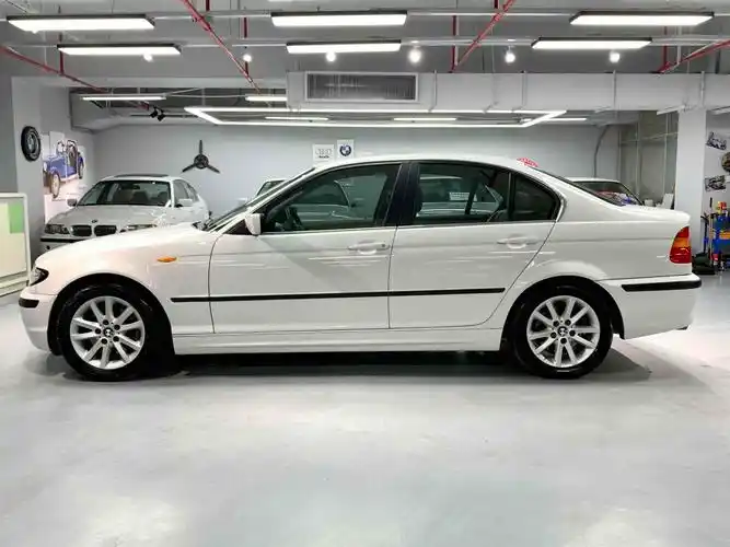 宝马 宝马3系  2004款 325i图片