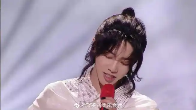 微博之夜##华晨宇风之海舞台好治愈