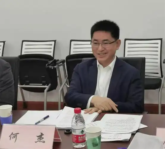 市地方金融监督管理局局长何杰会见英国驻华大使馆金融与专业服务参赞