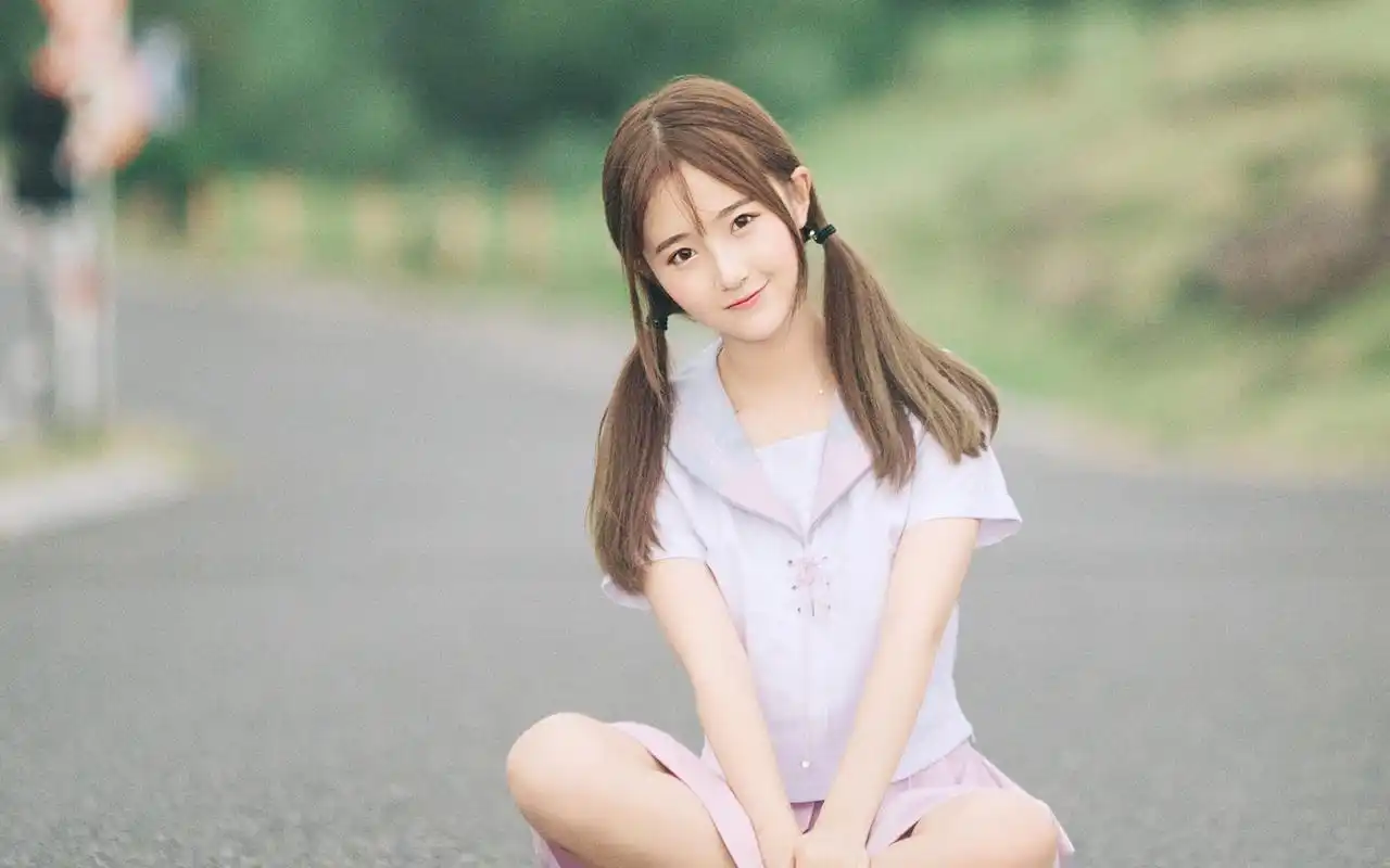 校花美女学生制服清新写真图片壁纸