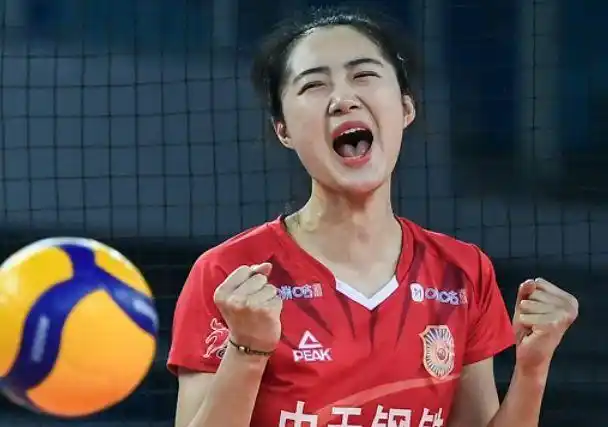 可是就在江苏女排的集训当中,王辰玥这一昔日拦网王并未现身,这令外界